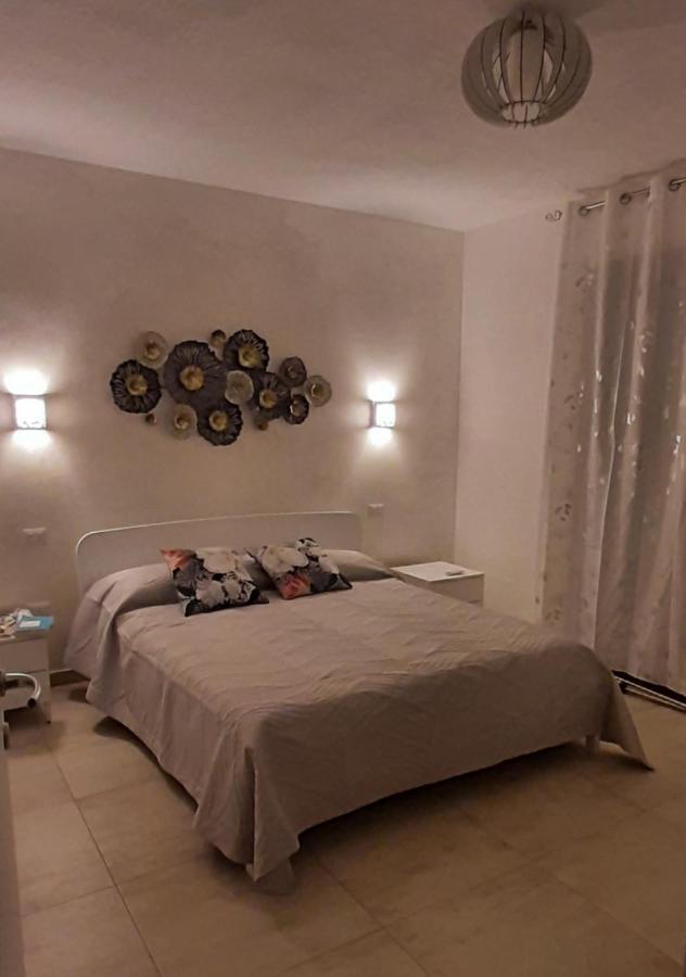 Casa Di Matteo Apartment วิลลัสซีมีอุส ภายนอก รูปภาพ
